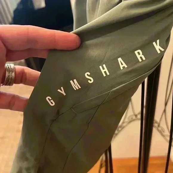 Gymshark 2 in 1 Shorts-Sz S - Picture 6 of 6